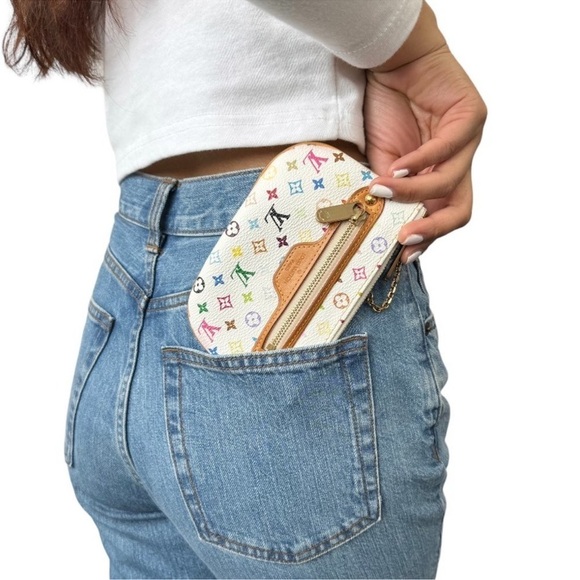 LOUIS VUITTON Vintage LV Monogram Multicolor
Micro Pouch Coin Purse - Picture 3 of 14